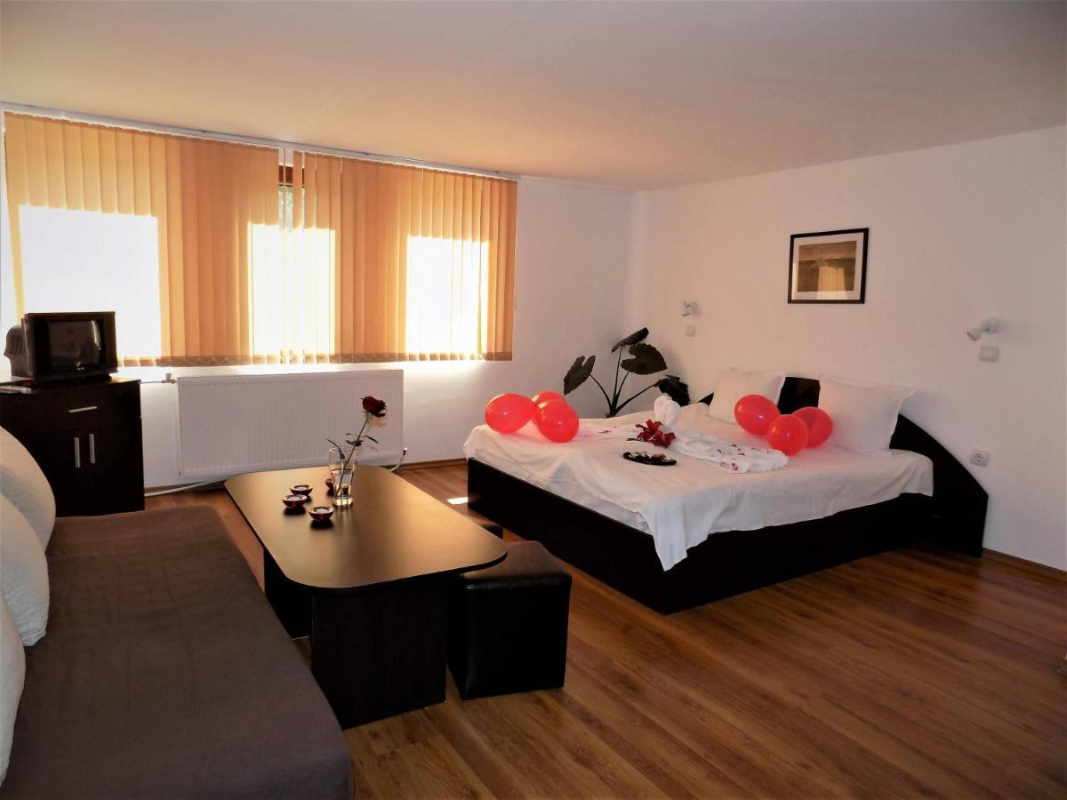 Yakovtsi Inn Luaran gambar