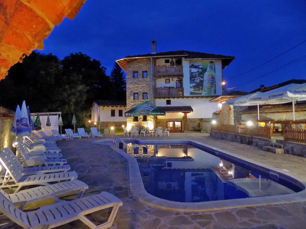 Yakovtsi Inn Luaran gambar