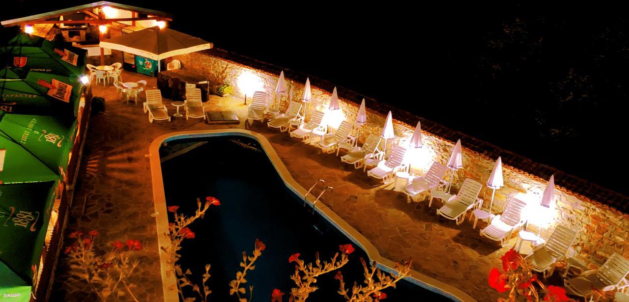 Yakovtsi Inn Luaran gambar