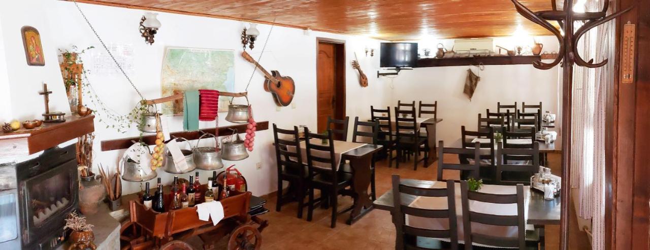 Yakovtsi Inn Luaran gambar