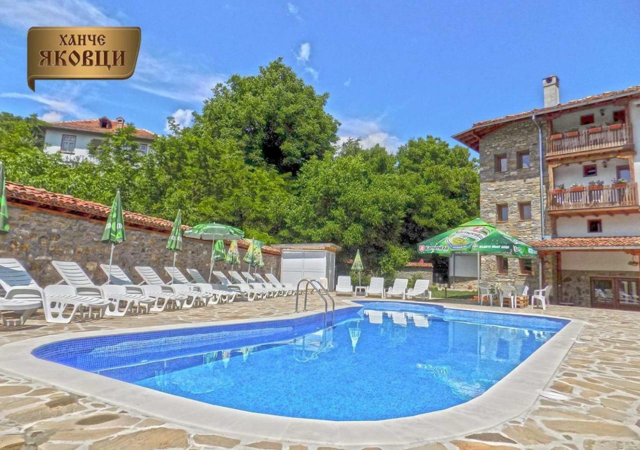 Yakovtsi Inn Luaran gambar