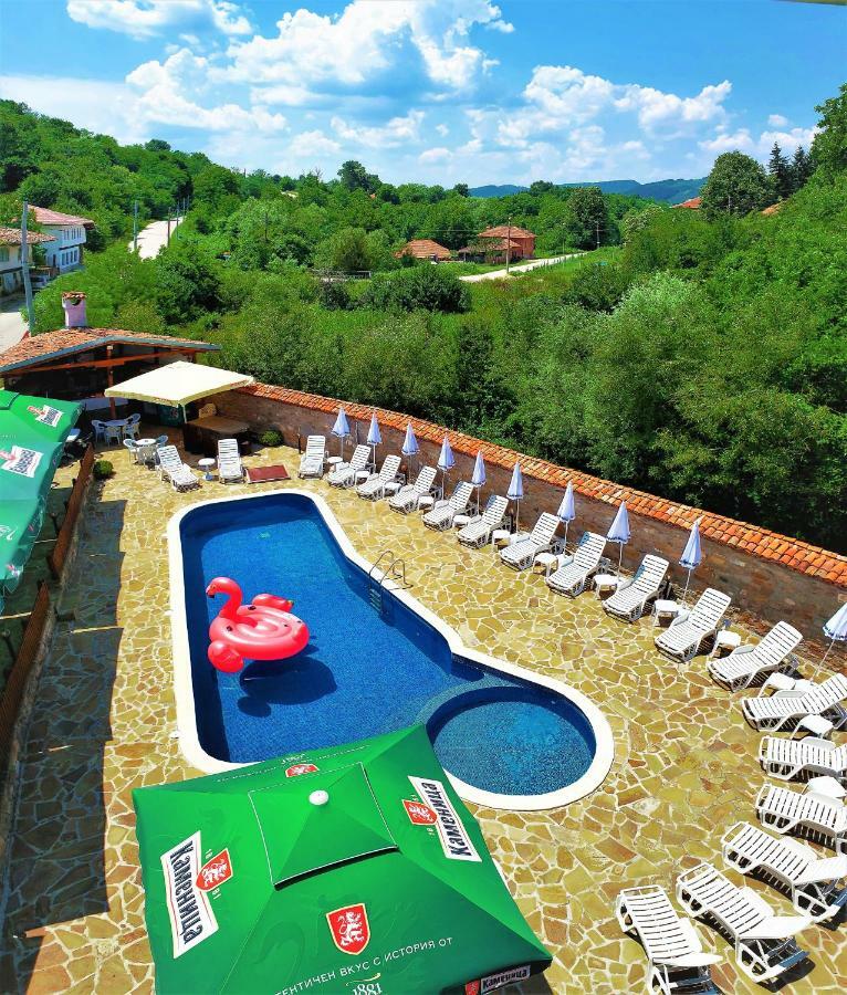 Yakovtsi Inn Luaran gambar